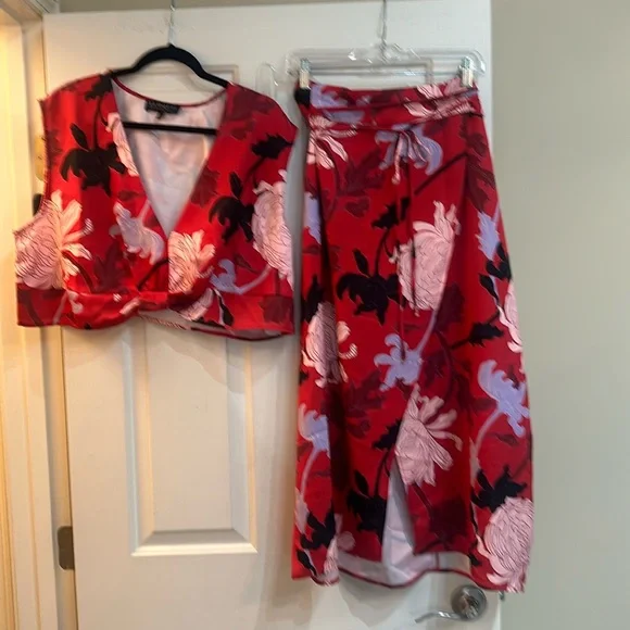 2 Piece Set NWT Eloquii Top & Skirt - Picture 1 of 14